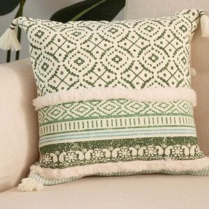 BLUE PAGE Modern Moroccan Tufted Boho Textured Pillow Cover Ivory Blue Green